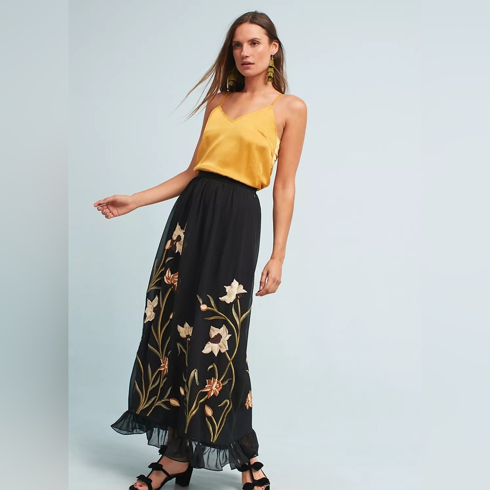 Anthropologie Varun Bahl Embroidered flowy Maxi Skirt Sz 0